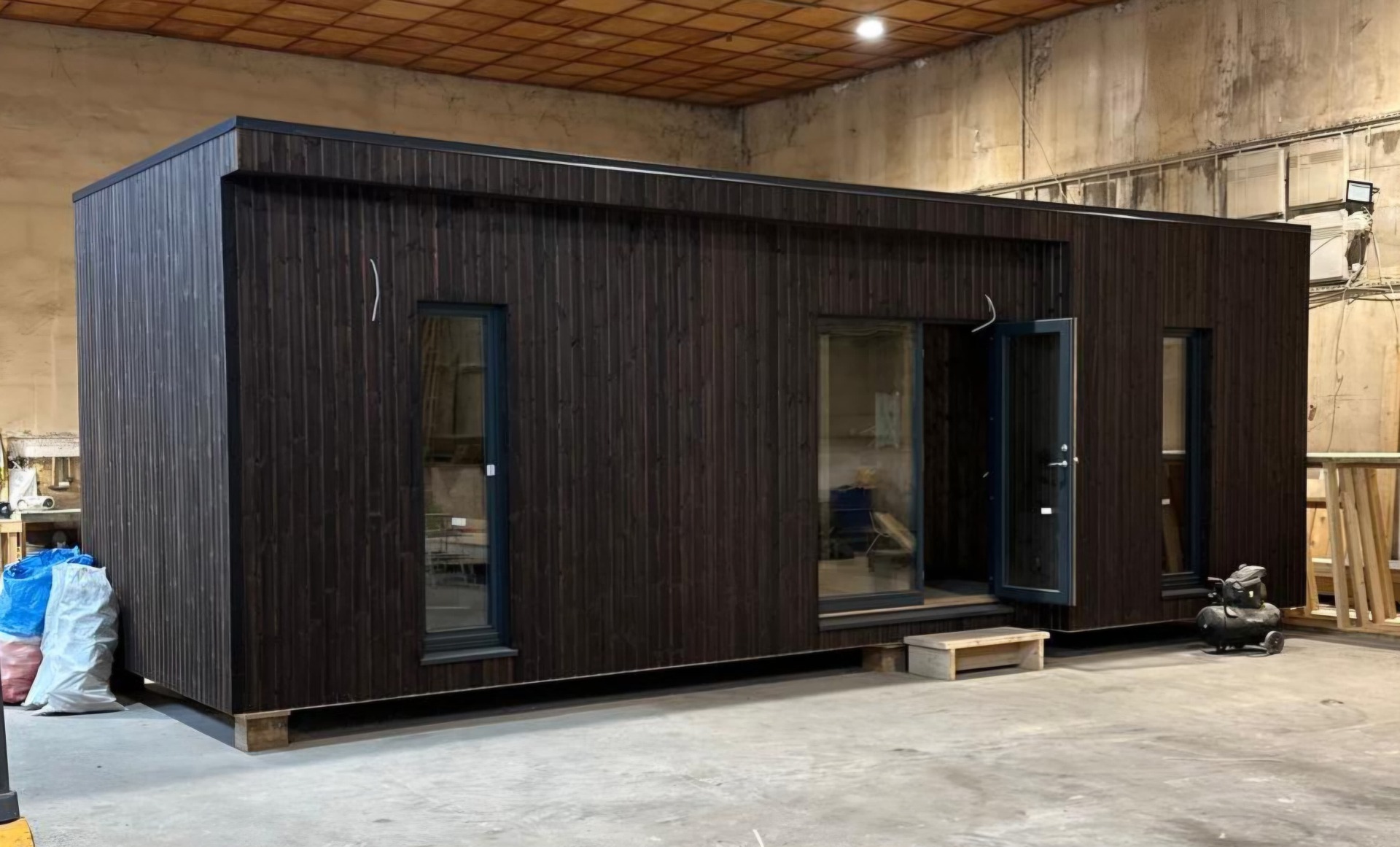 Colin - Eco House